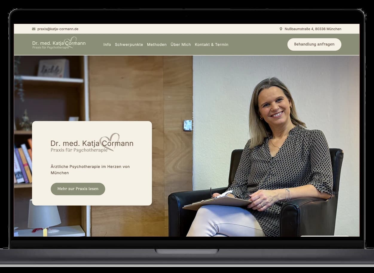 Laptop-Mockup der Website von Dr. med. Katja Cormann — Praxis für Psychotherapie in München